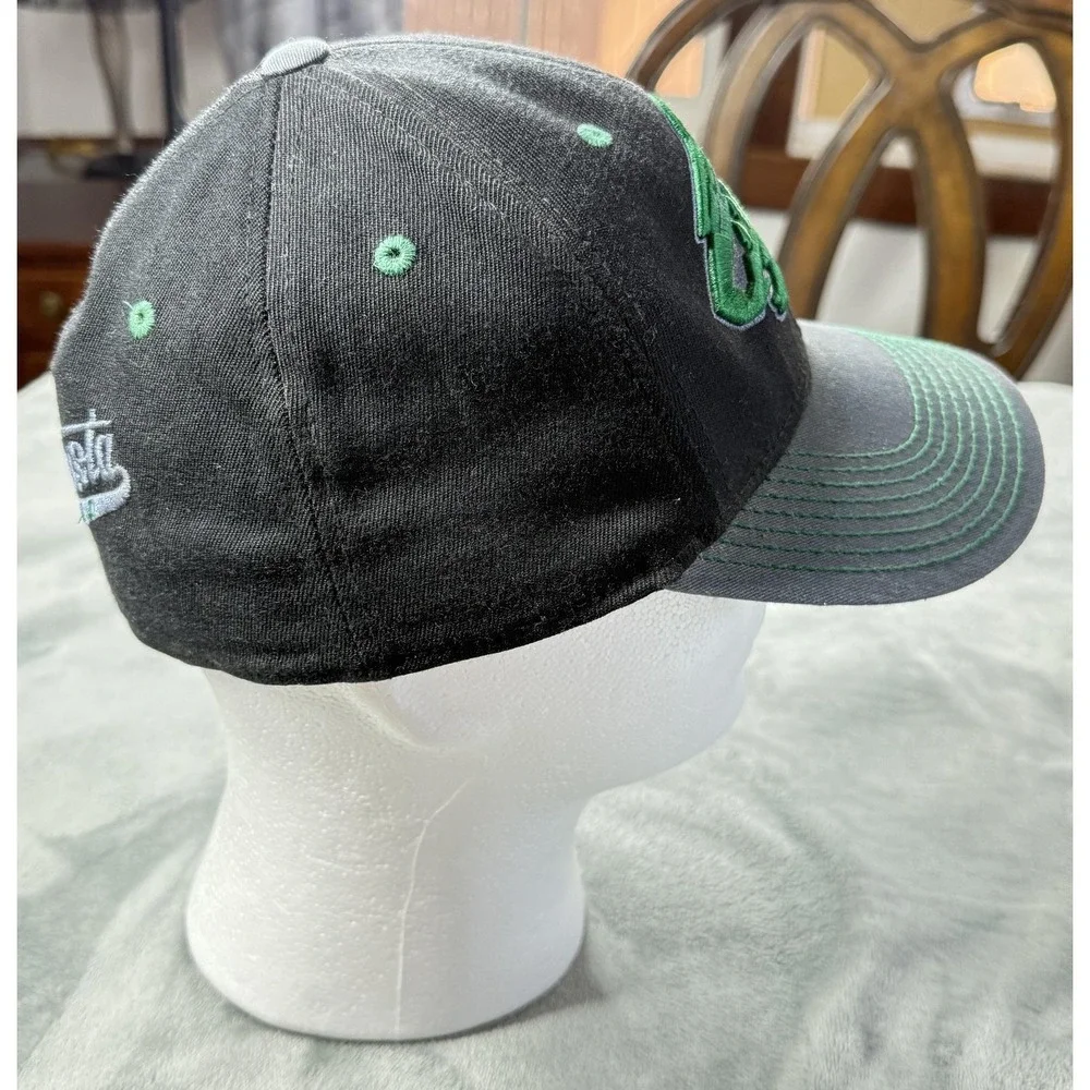 Minnesota Wild Hat Cap Fitted Mens M Black Gray Reebok NHL‎ Hockey Stretch Fit